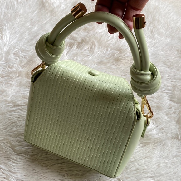 Lime green cute hand bag - Picture 2 of 9